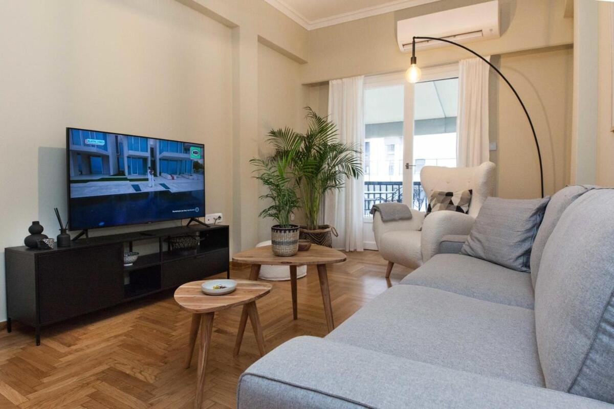 Pagrati Urban Oasis Getaway 2Bd Apt With Balcony Atena Exterior foto